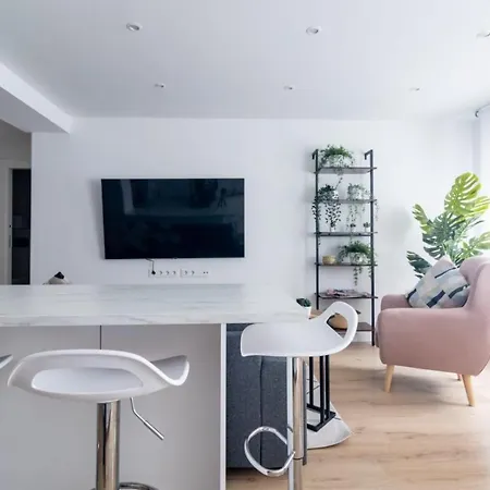 Appartement Lujoso Entre 2 Playas Con Garaje, Wifi Gijón
