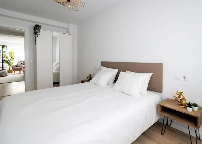 Apartment Lujoso Entre 2 Playas Con Garaje, Wifi *