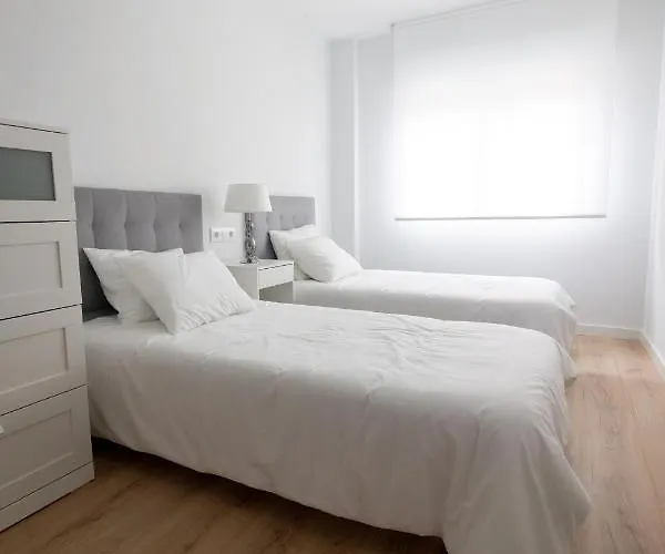 Apartment Lujoso Entre 2 Playas Con Garaje, Wifi Gijón